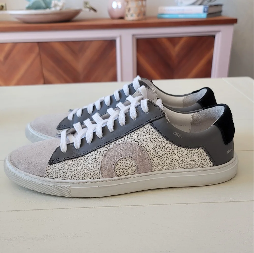 Oliver Cabell Gray and White Sneakers - Picture 8 of 12